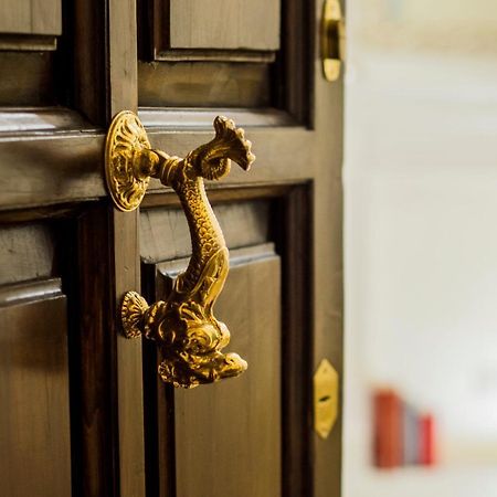 Sweet Life Trevi Roma Apartment Bagian luar foto