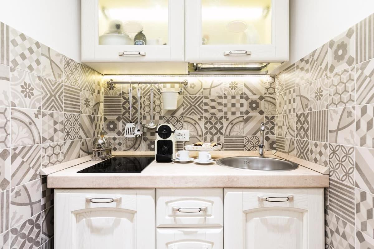 Sweet Life Trevi Roma Apartment Bagian luar foto